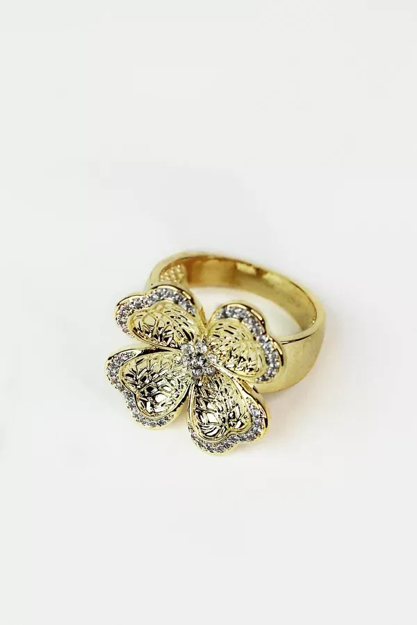 4 Leaf Clover Ring w/ Pave Trim