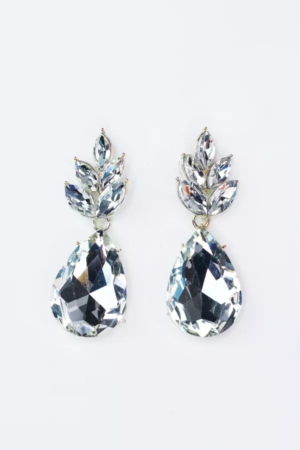 Almond Cluster W/ Teardrop Earring