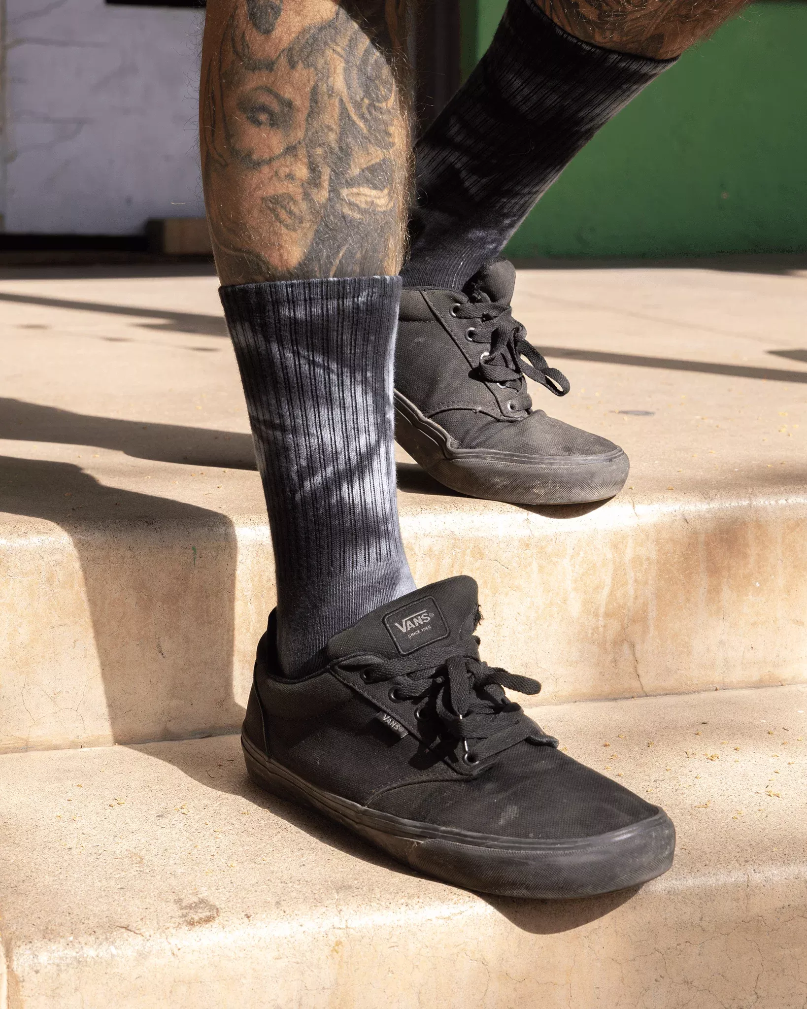 Black Tie Dye Crew Socks