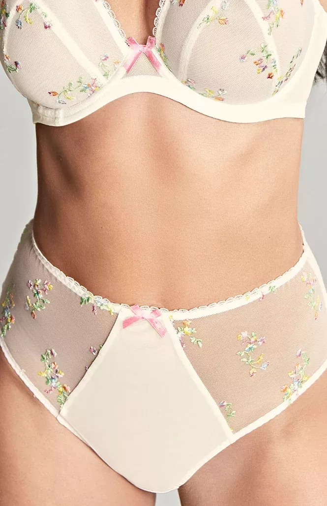 Panache Meadow Deep Brief