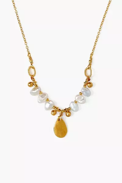 Pearl Tear Drop PendentNecklace