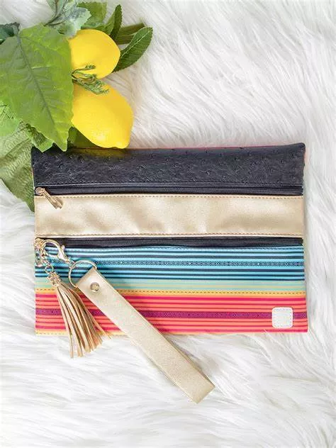 Serape black and gold Versi Bag