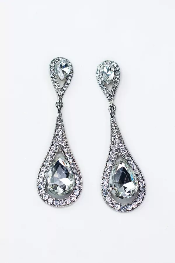 Teardrop W/ Rhinestone Trim