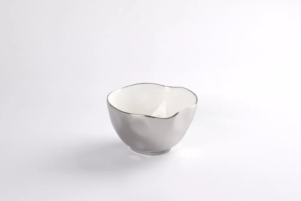 Thin and Simple Small Bowl