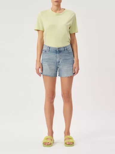 Zoie Short Relaxed Vintage 4.5"